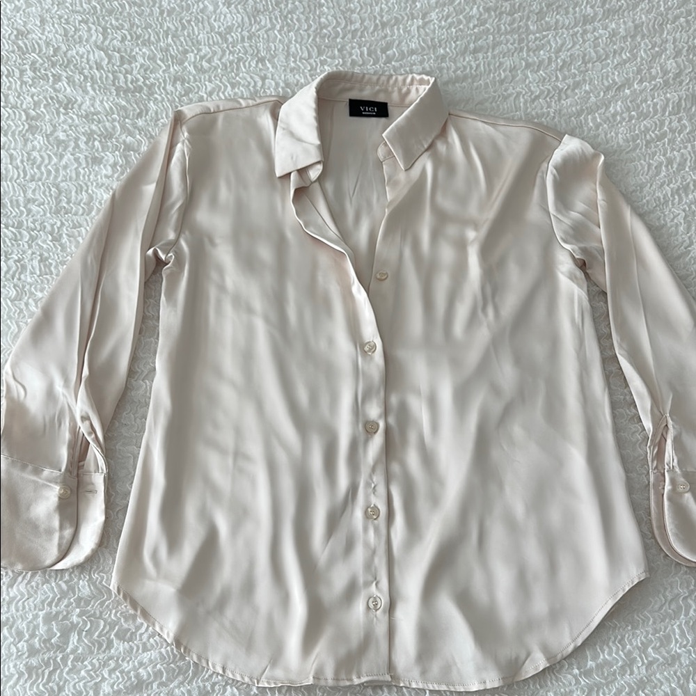 VICI Women's Silky Blouse